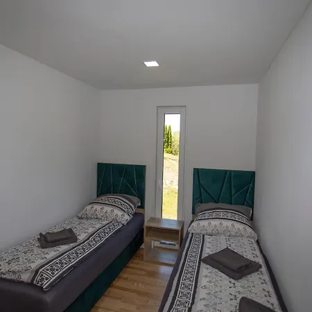 Haus Peak Am 지르코우